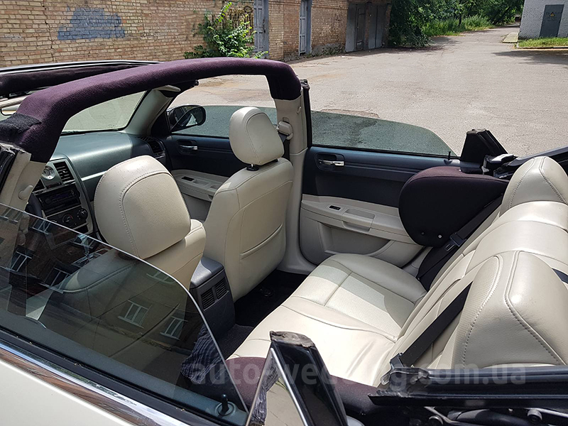 Кабріолет на весілля Chrysler 300C