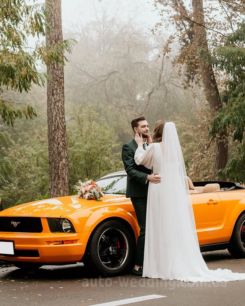 Кабріолет на весілля Ford Mustang GT orange