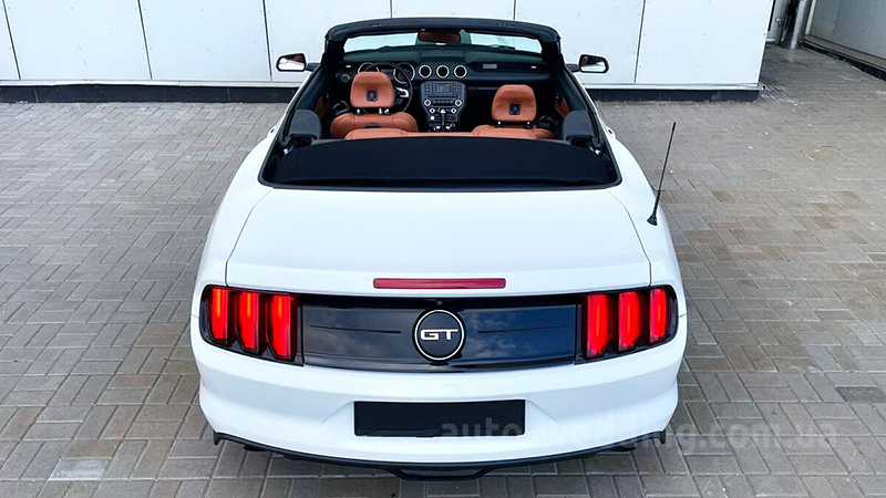 Кабріолет на весілля Ford Mustang GT білий