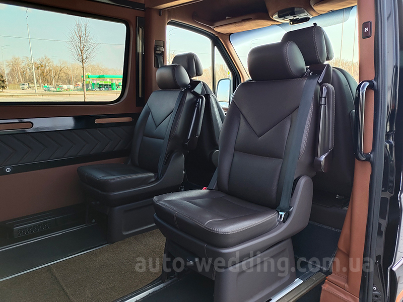 Оренда мікроавтобуса Mercedes Sprinter 8 місць на весілля у Києві