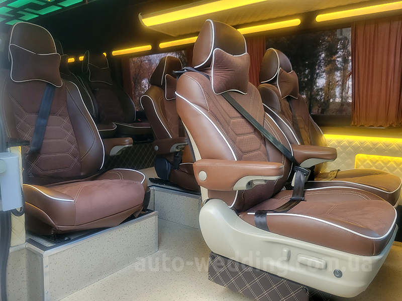 Мікроавтобус на весілля Mercedes Sprinter VIP 8-12 місць білий на весілля у Києві