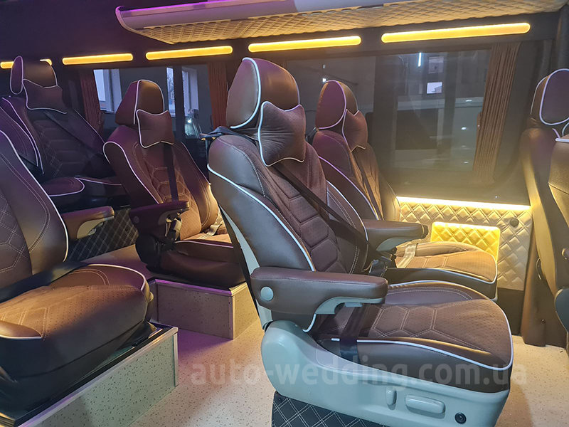 Мікроавтобус на весілля Mercedes Sprinter VIP 8-12 місць білий на весілля у Києві