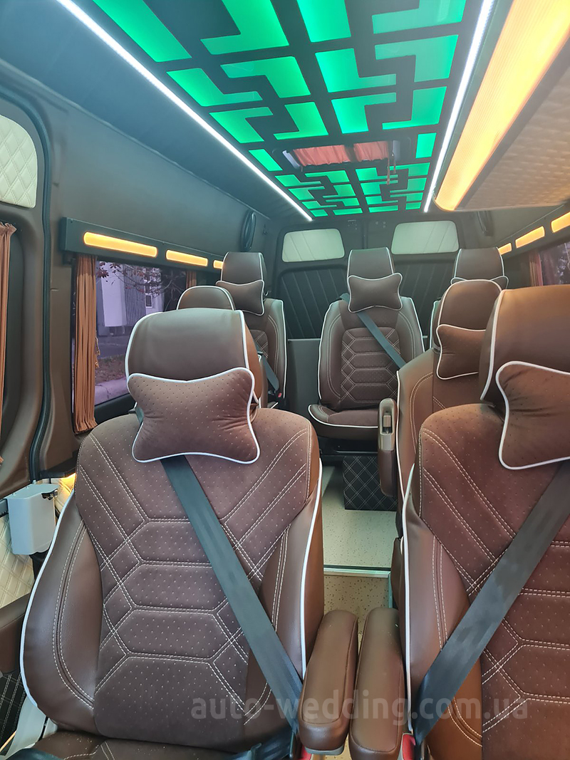 Мікроавтобус на весілля Mercedes Sprinter VIP 8-12 місць білий на весілля у Києві