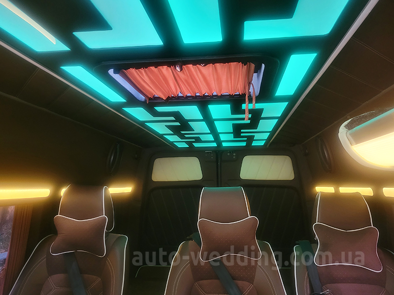 Мікроавтобус на весілля Mercedes Sprinter VIP 8-12 місць білий на весілля у Києві