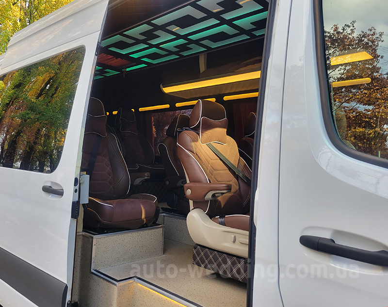 Мікроавтобус на весілля Mercedes Sprinter VIP 8-12 місць білий на весілля у Києві