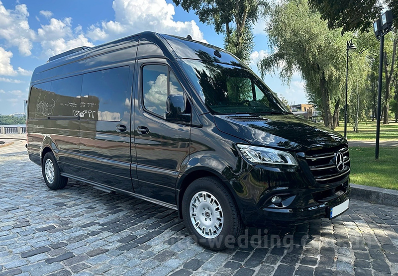 Оренда мікроавтобуса Mercedes Sprinter VIP 2021 8 місць на весілля