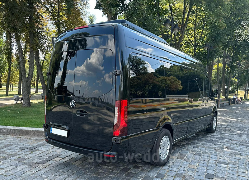 Оренда мікроавтобуса Mercedes Sprinter VIP 2021 8 місць на весілля