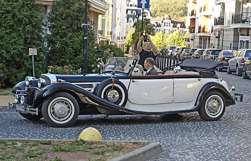 Ретро авто на весілля  Mercedes Borman 540K кабріолет