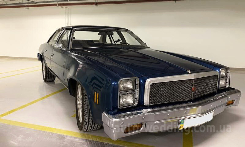 Оренда ретро авто Chevrolet Malibu Classic blue на зйомки