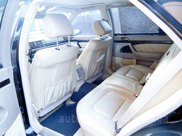 Авто на весілля Mercedes W140 S600