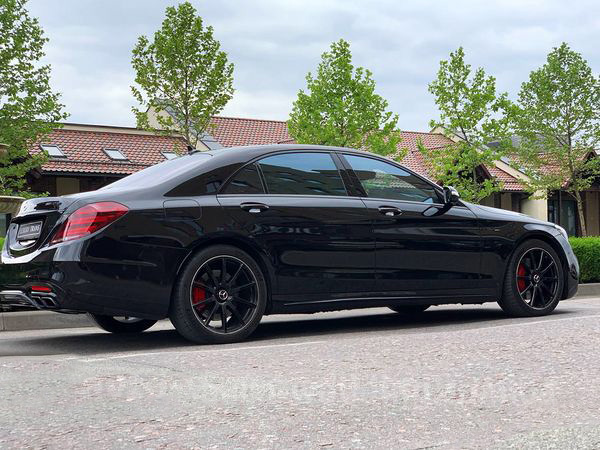 Прокат авто на весілля Mercedes W222 S63 AMG 4MATIC Restyling