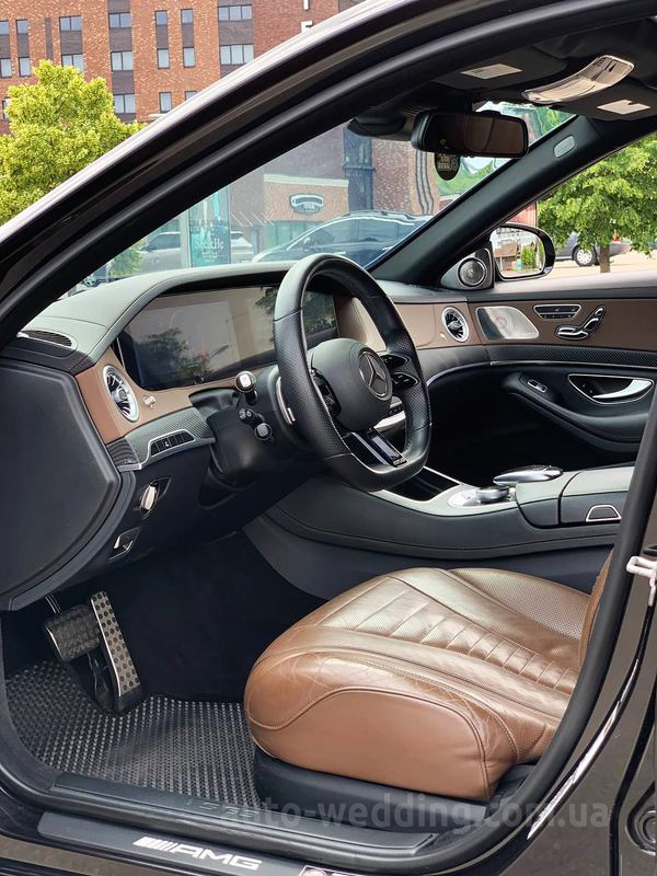 Прокат авто на весілля Mercedes W222 S63 AMG 4MATIC Restyling
