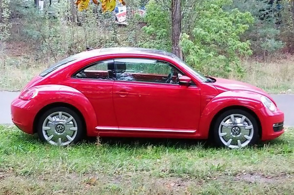 Авто на весілля Volkswagen Beetle червоний у Києві