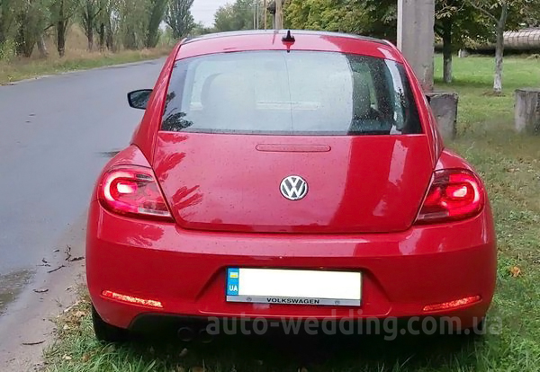 Авто на весілля Volkswagen Beetle червоний у Києві