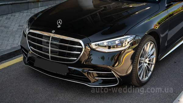 Оренда автомобіля на весілля Mercedes-Benz W223 400d 4MATIC S-class з водієм у Києві