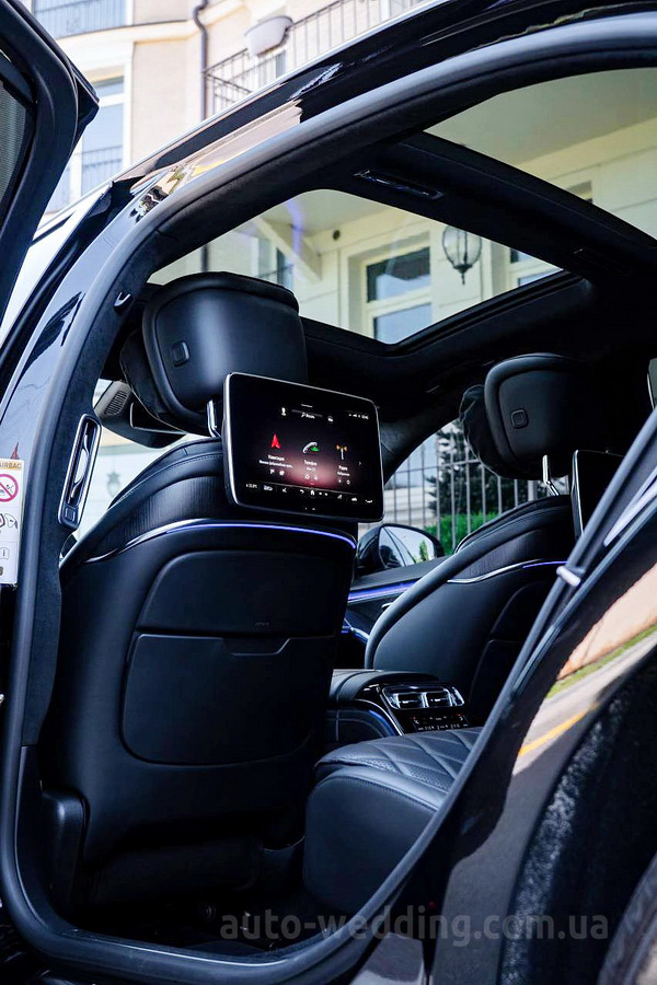 Оренда автомобіля на весілля Mercedes-Benz W223 400d 4MATIC S-class з водієм у Києві