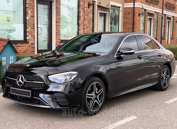 Авто на весілля Mercedes-Benz E-class W213 HIBRYD з водієм у Києві