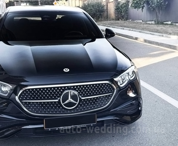 Оренда автомобіля Мерседес W214 на весілля з водієм у Києві
