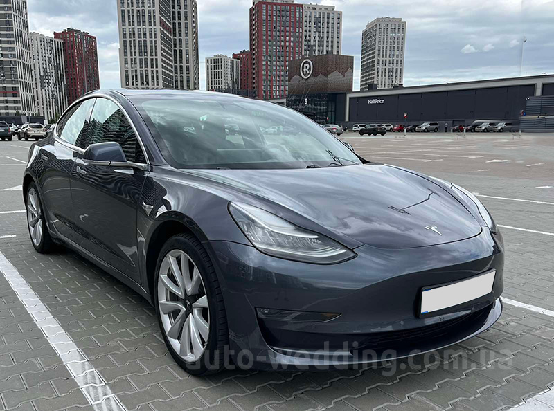Авто на весілля TESLA Model 3  3 Long range з водієм у Києві
