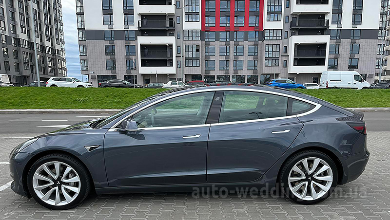 Авто на весілля TESLA Model 3  3 Long range з водієм у Києві