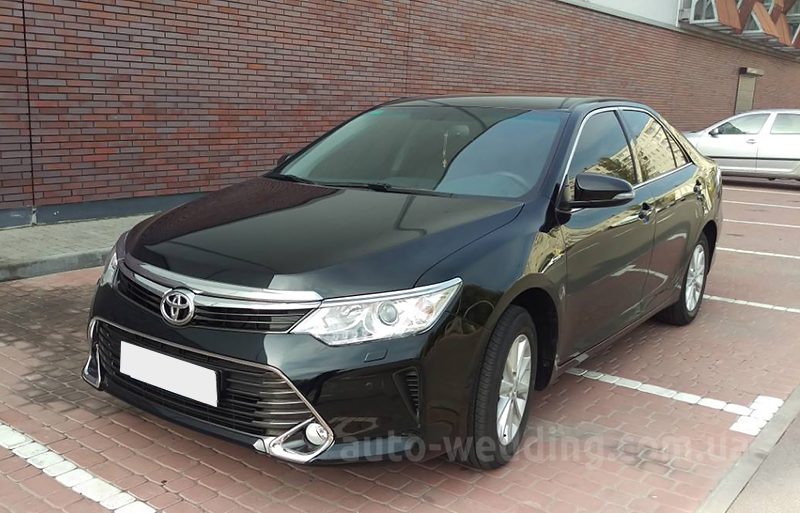 Авто на весілля Toyota Camry V55 чорна