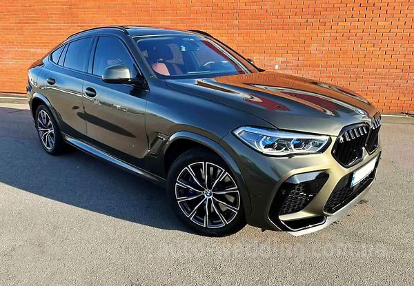Позашляховик джип на весілля BMW X6 M50d хакі