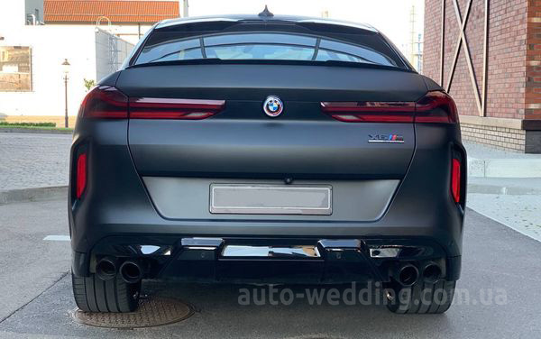 Позашляховик джип на весілля BMW X6 M50d Competition