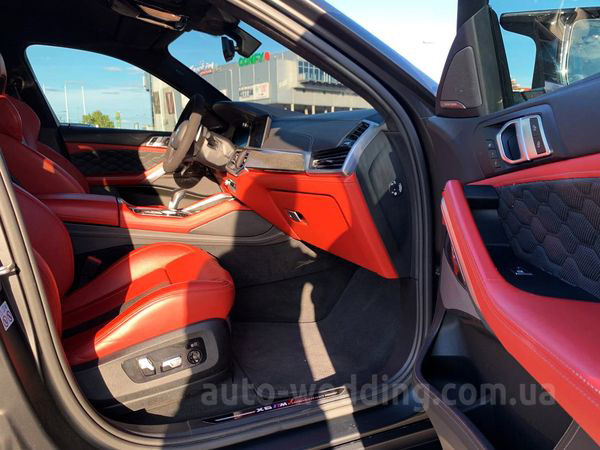 Позашляховик джип на весілля BMW X6 M50d Competition