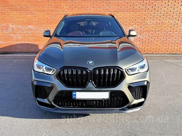 Позашляховик джип на весілля BMW X6 M50d хакі