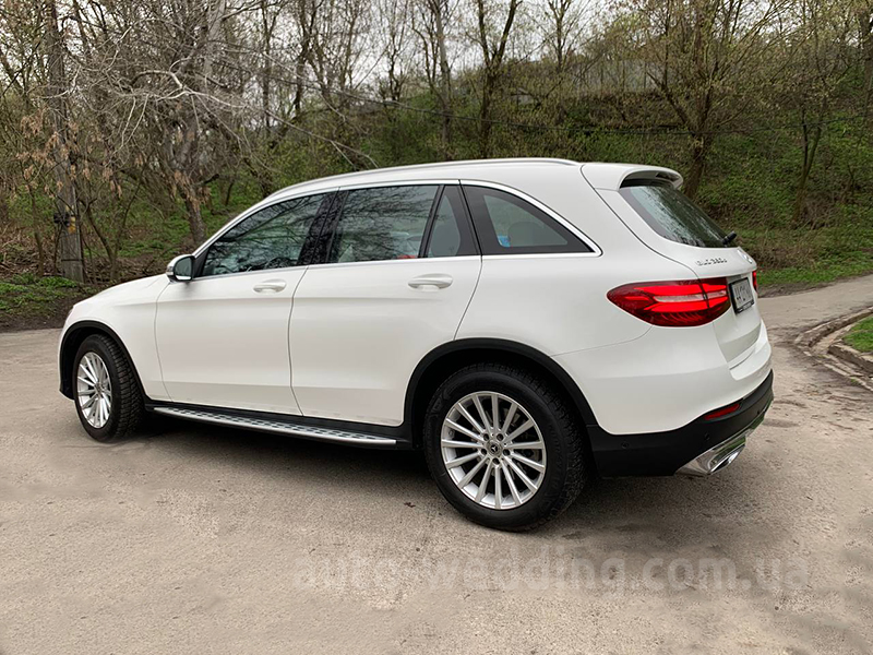 Позашляховик джип на весілля Mercedes Benz GLС 250d білий