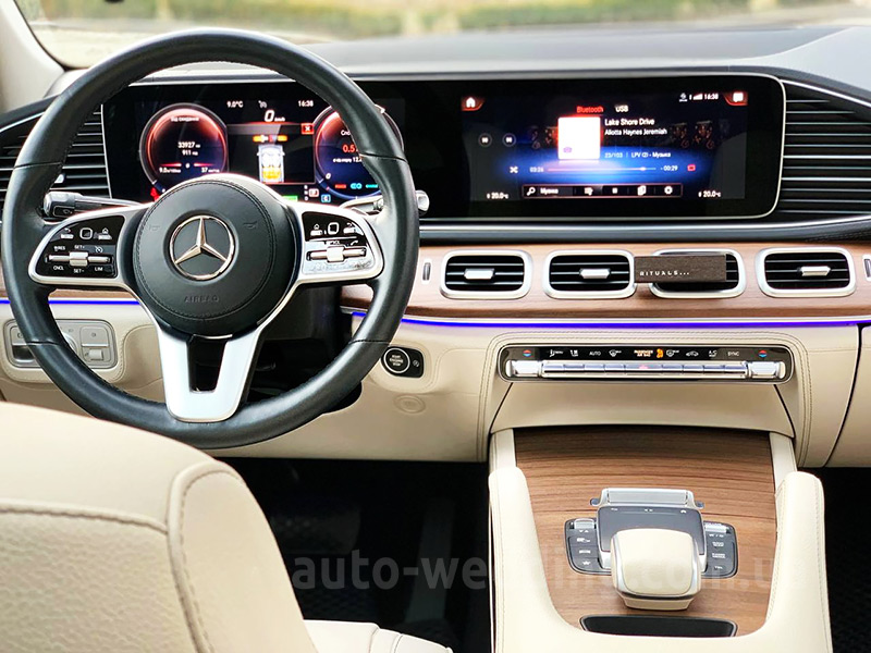 Позашляховик джип на весілля Mercedes-Benz AMG GLE Coupe білий