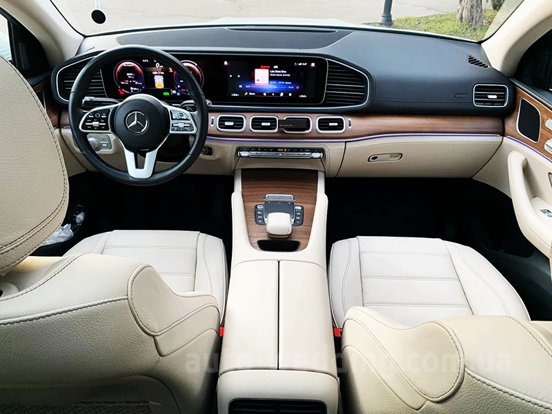 Позашляховик джип на весілля Mercedes-Benz AMG GLE Coupe білий