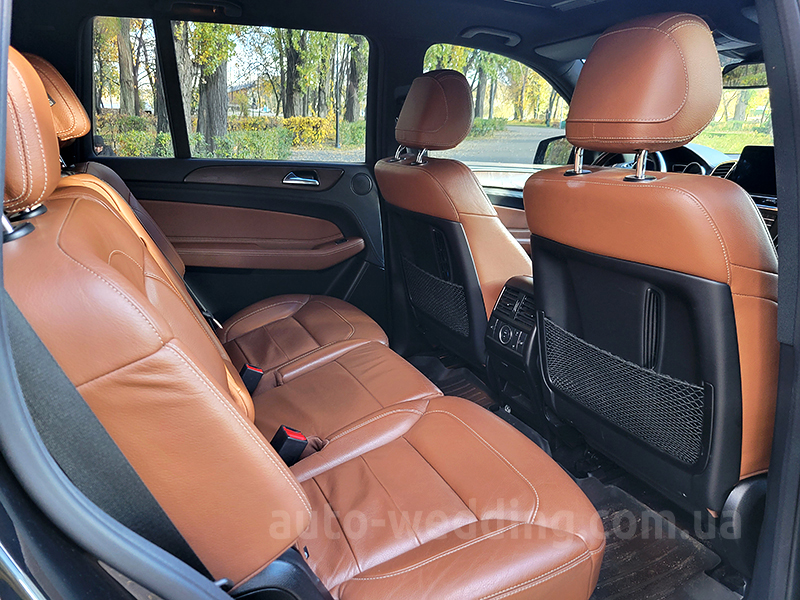 Позашляховик джип на весілля Mercedes Benz GLS 350d AMG 4MATIC чорний 6 місць у Києві
