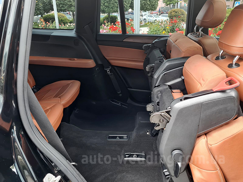 Позашляховик джип на весілля Mercedes Benz GLS 350d AMG 4MATIC чорний 6 місць у Києві