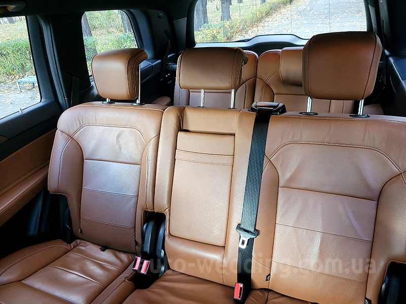 Позашляховик джип на весілля Mercedes Benz GLS 350d AMG 4MATIC чорний 6 місць у Києві