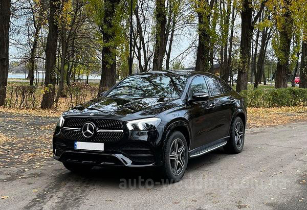 Позашляховик джип Mercedes-Benz GLE 350D Coupe чорний на весілля у Києві