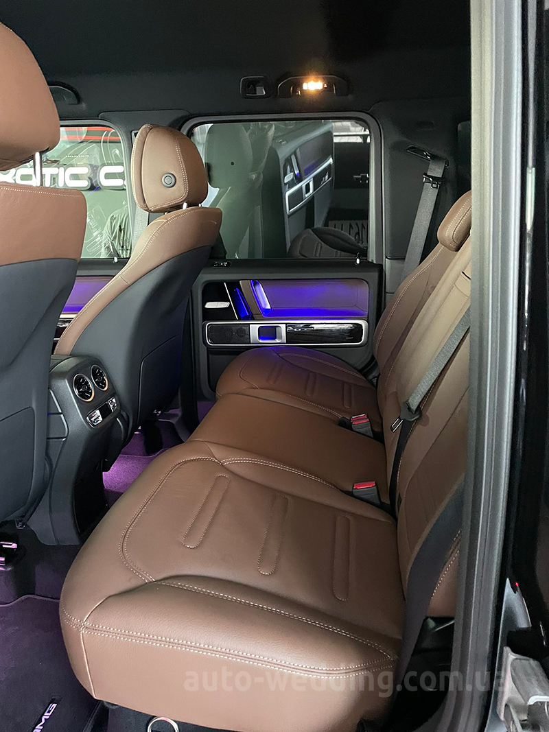 Джип на весілля гелик Mercedes Gelentwagen G500 AMG чорний кубик