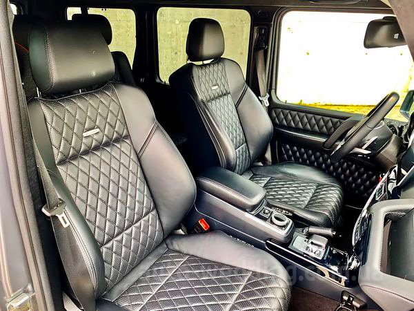Джип на весілля гелік Mercedes Gelentwagen G63 AMG кубик silver з водієм у Києві