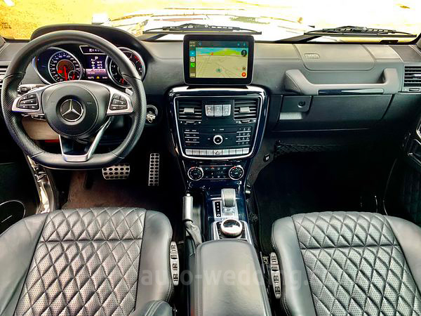 Джип на весілля гелік Mercedes Gelentwagen G63 AMG кубик silver з водієм у Києві