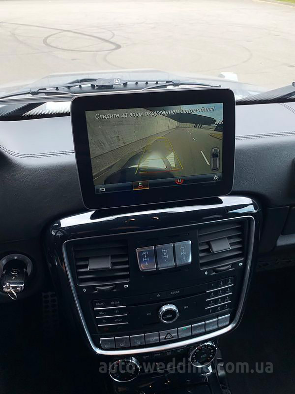 Джип на весілля гелік Mercedes Gelentwagen G63 AMG кубик silver з водієм у Києві