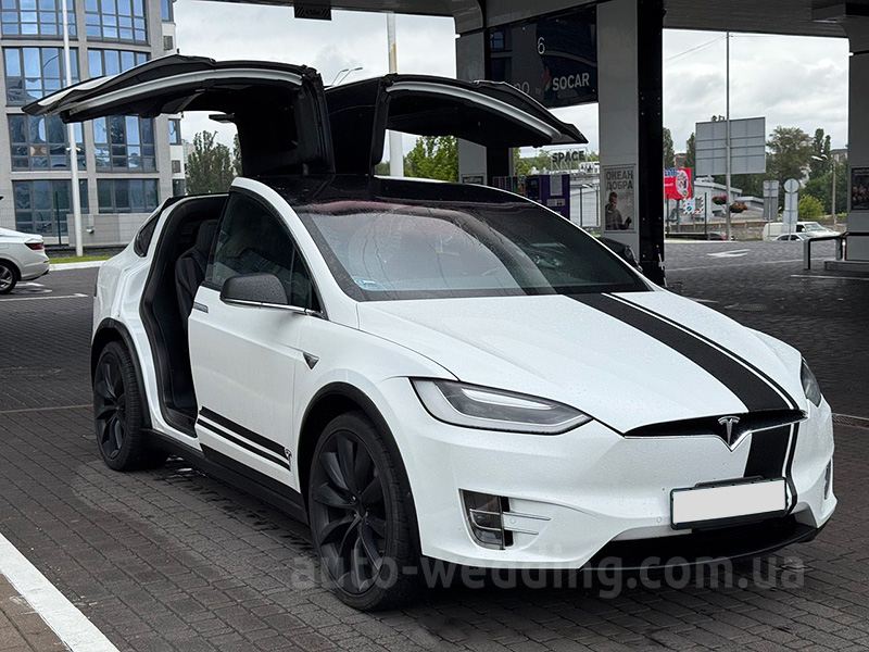 Електро позашляховик на весілля TESLA Model X білий з водієм у Києві