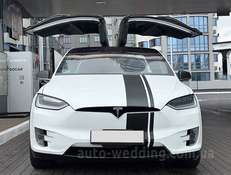 Електро позашляховик на весілля TESLA Model X білий з водієм у Києві