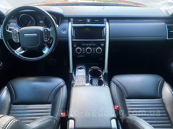 Позашляховик джип на весілля Land Rover Discovery чорний