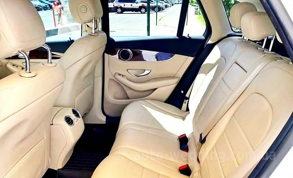 Позашляховик джип на весілля Mercedes Benz GLС 300 білий