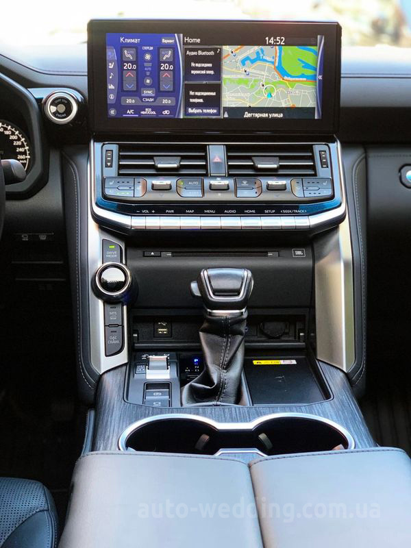 Позашляховик джип на весілля Toyota Land Cruiser 300